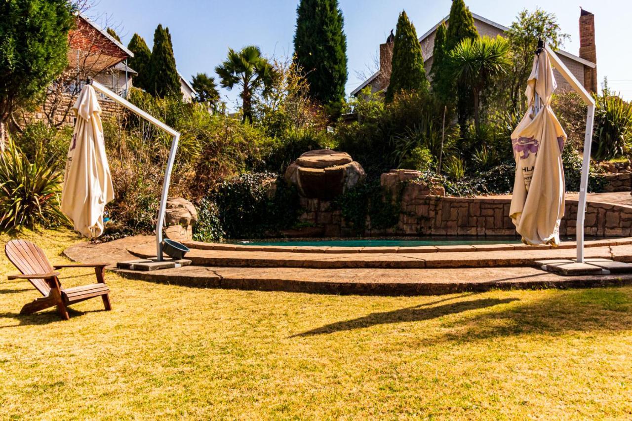 Valley View Dullstroom - Check In At The Highlander Hotel Bagian luar foto